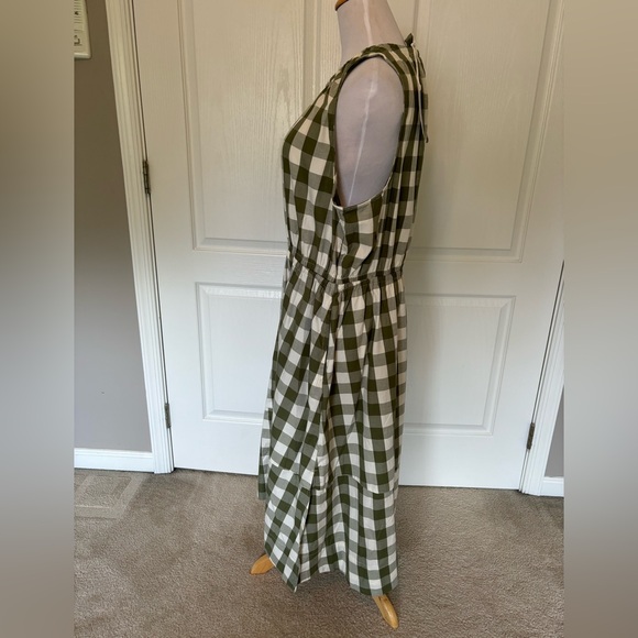 Sleeveless summer plaid dress - Picture 2 of 14